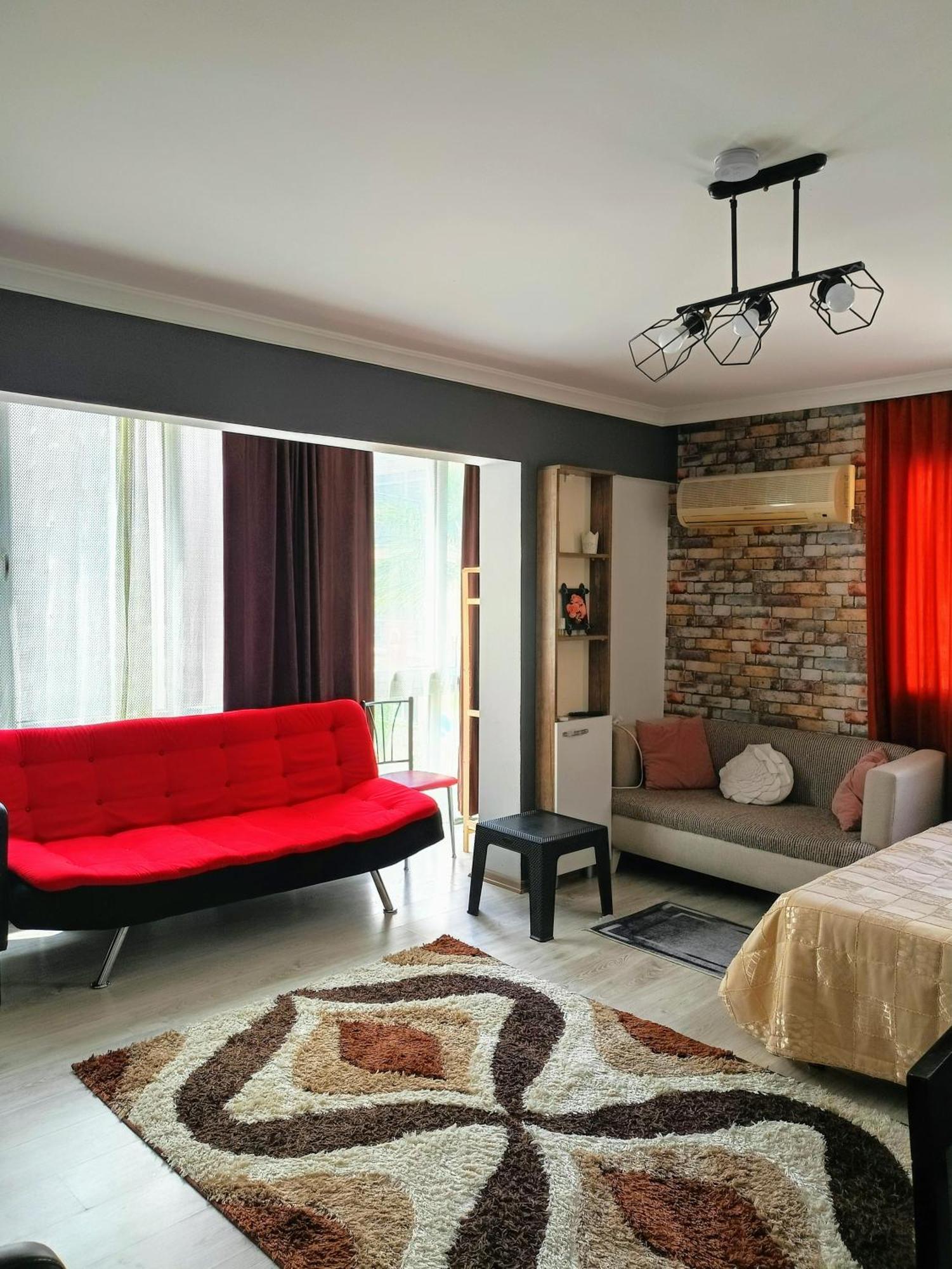 Luxury And Comfort In Alsancak Perfect For Groups Or Families